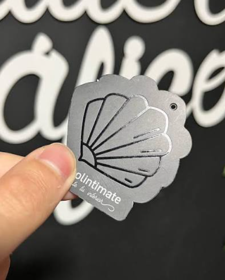 Foil plateado en etiqueta